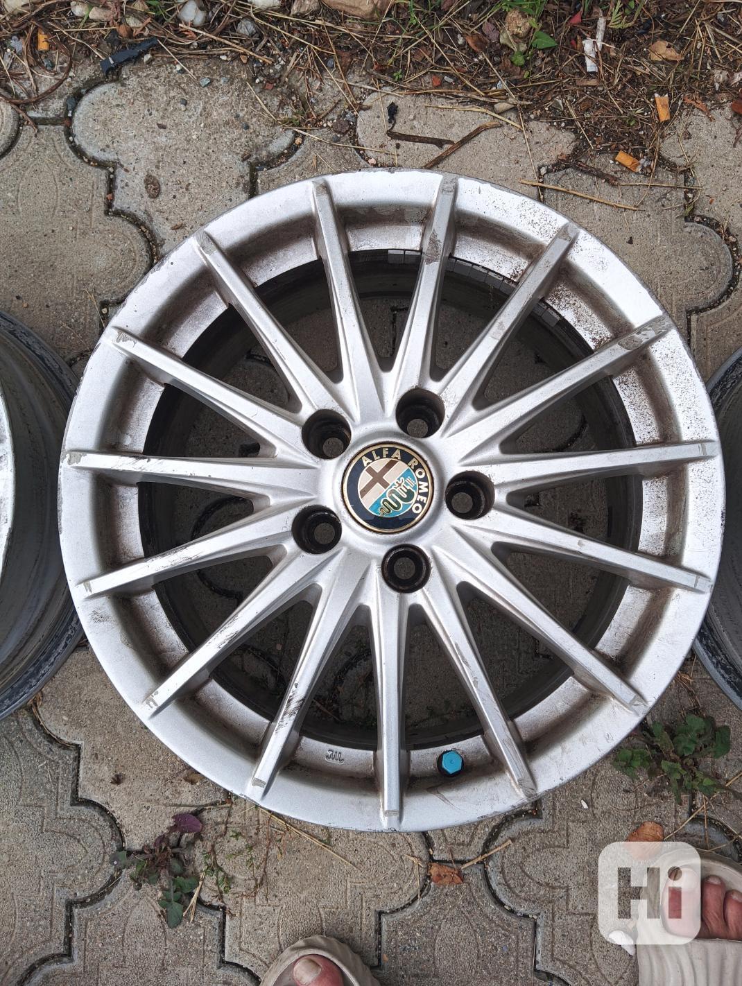 Prodám ALU disky na Alfa Romeo 159 R16 - foto 1