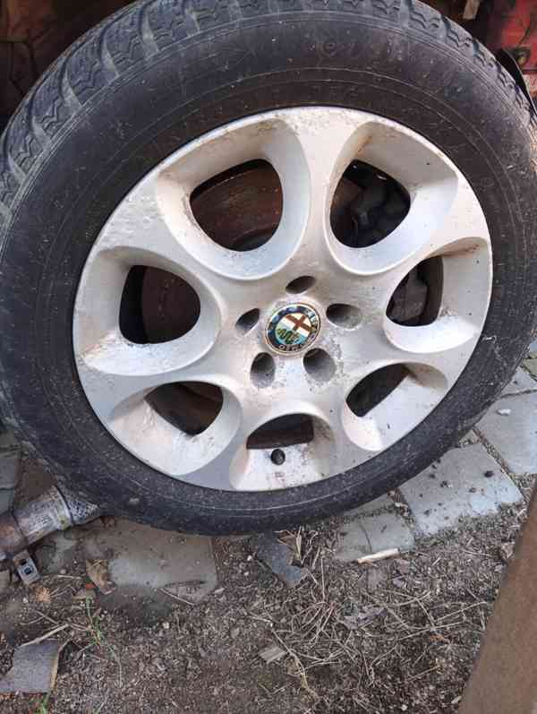 Prodám ALU disky na Alfa Romeo 159 R16 - foto 7