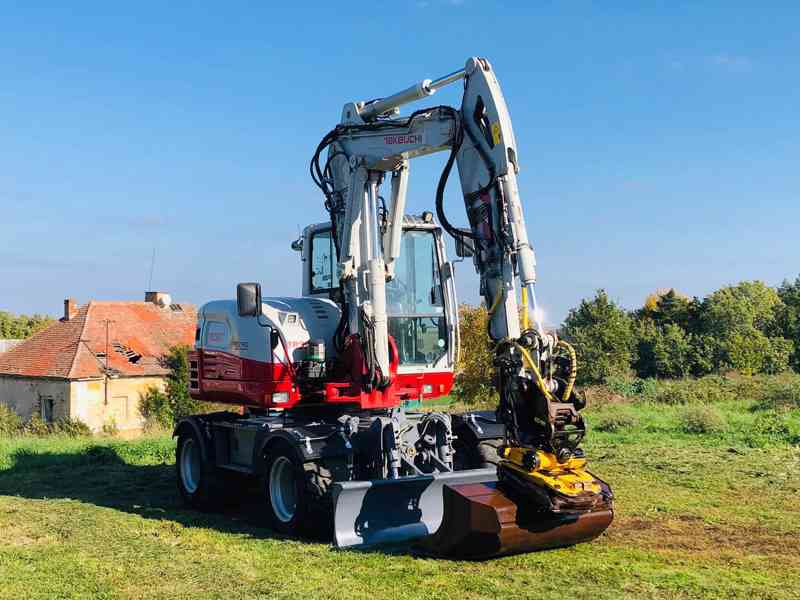 Kolové rypadlo Takeuchi TB295W (Možnost leasingu) - foto 6