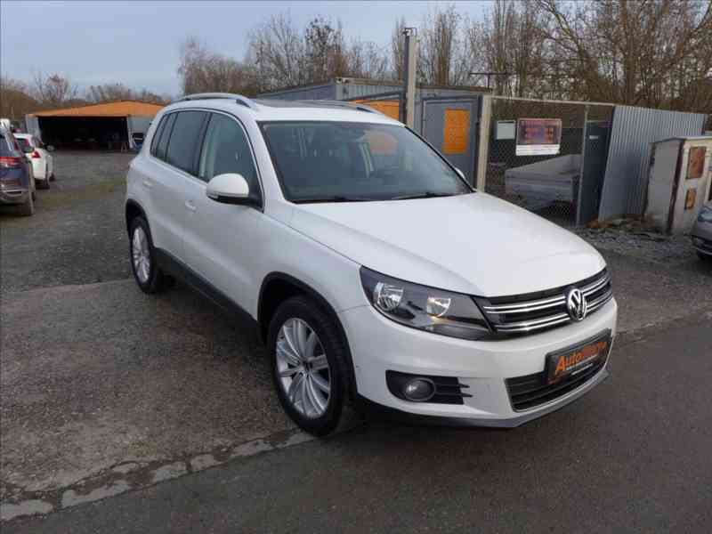 Volkswagen Tiguan 2,0 TDI HIGHLINE 1.MAJITEL - foto 2