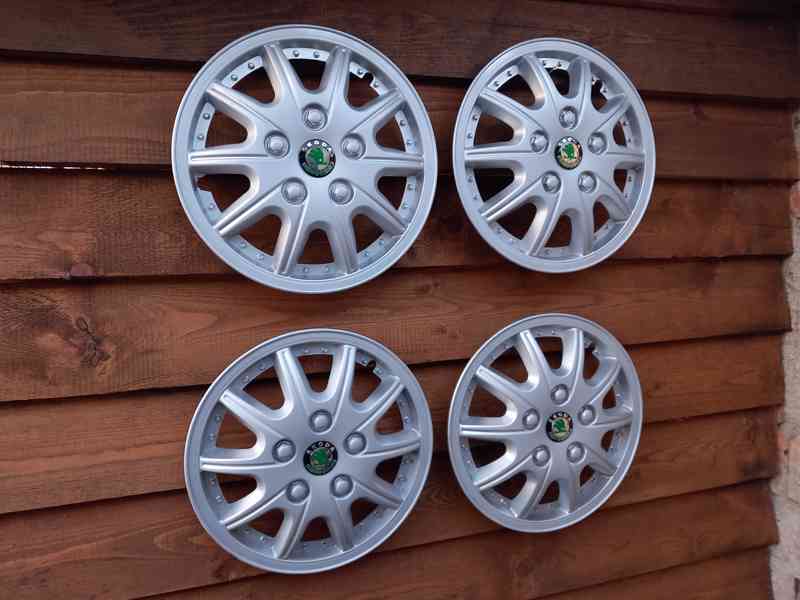 Poklice Škoda 6U0 601 368B - foto 3