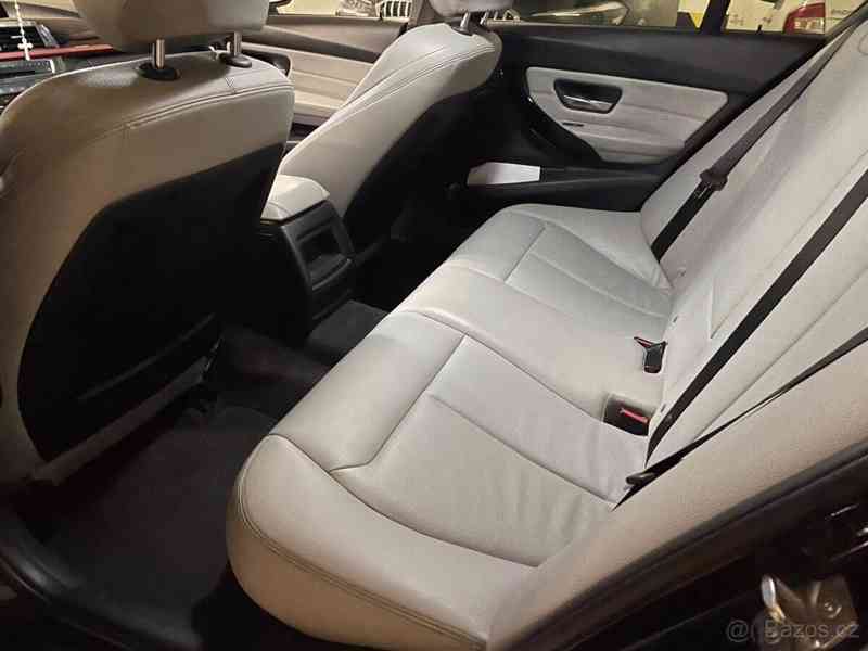 BMW Řada 3 2,0   320d F30 Sport Line - foto 4
