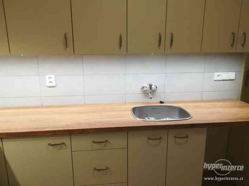 Pronájem bytu Olomouc, Vojanova ul., 47 m2-po rekonstrukci - foto 9