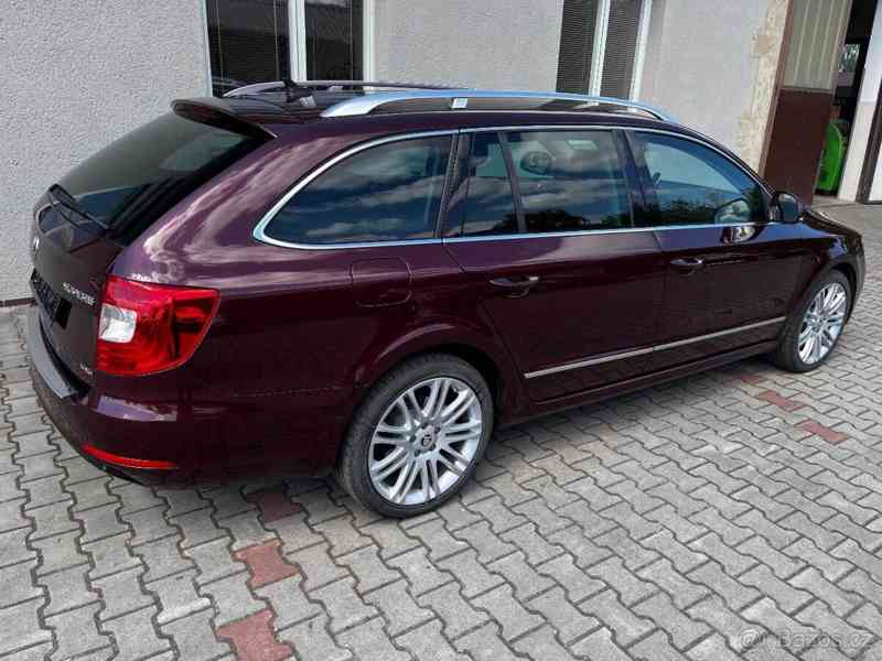 Škoda Superb 2,0   II facelift Elegance Plus, 4x4 - foto 9