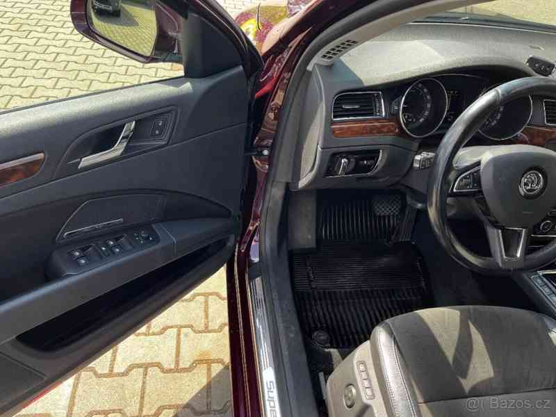 Škoda Superb 2,0   II facelift Elegance Plus, 4x4 - foto 12