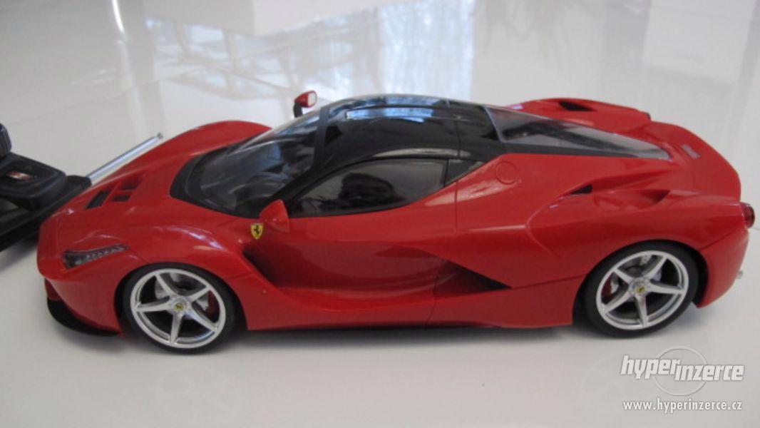 Model Ferrari - foto 2