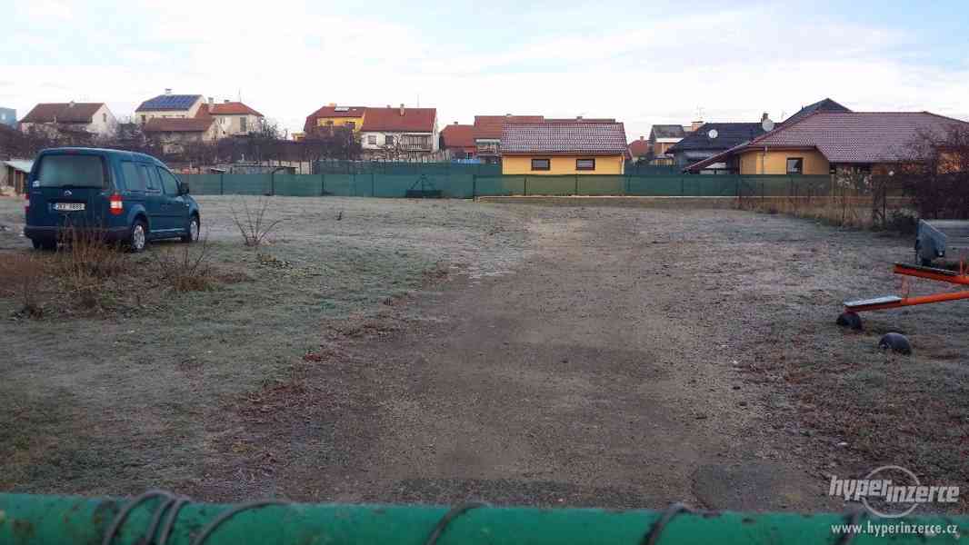 Stavební pozemek Šakvice - foto 4