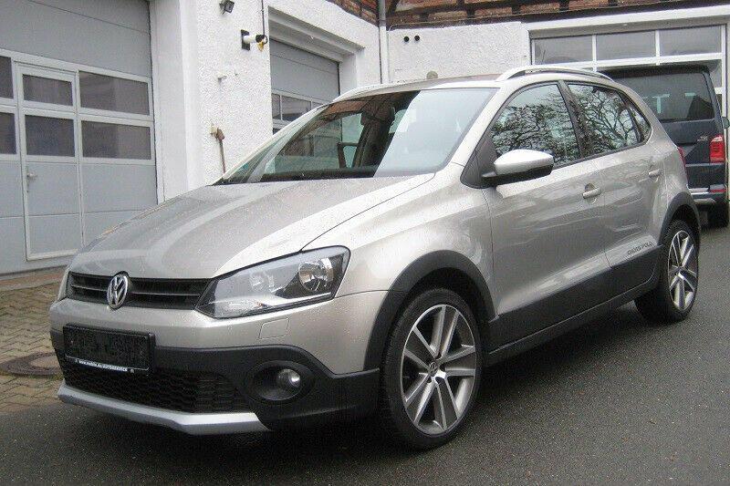 Volkswagen Polo Cross 1.2i benzín 77kw - foto 7
