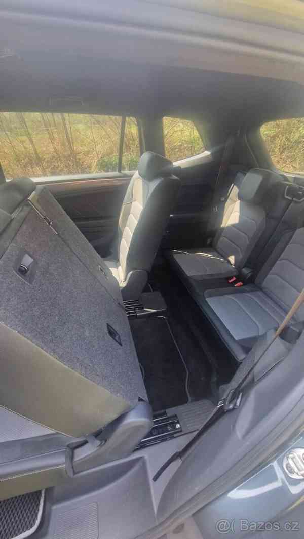 Volkswagen Tiguan 2,0   7míst, Allspace, DSG 7st, 4x4 - foto 13