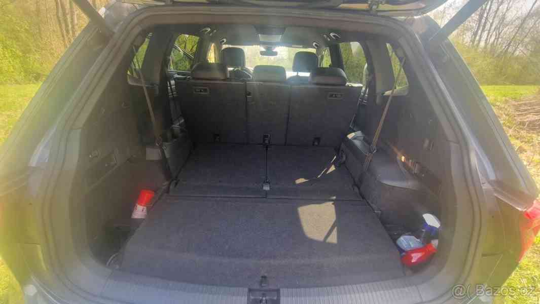 Volkswagen Tiguan 2,0   7míst, Allspace, DSG 7st, 4x4 - foto 15