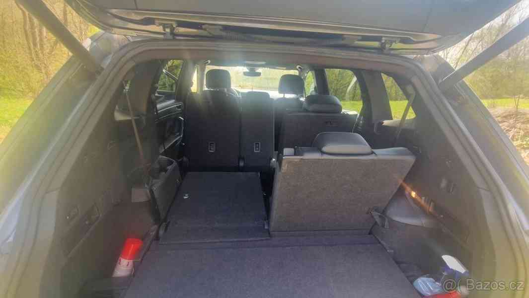 Volkswagen Tiguan 2,0   7míst, Allspace, DSG 7st, 4x4 - foto 14