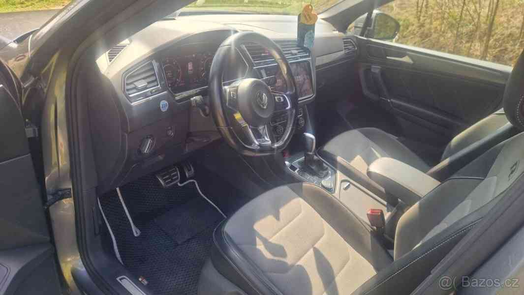 Volkswagen Tiguan 2,0   7míst, Allspace, DSG 7st, 4x4 - foto 11