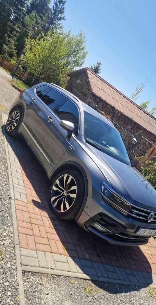 Volkswagen Tiguan 2,0   7míst, Allspace, DSG 7st, 4x4 - foto 5