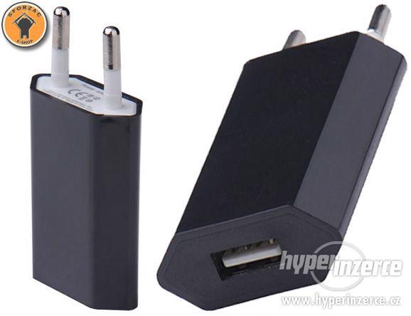 Univerzální USB síťový nabíjecí adaptér černý - foto 3