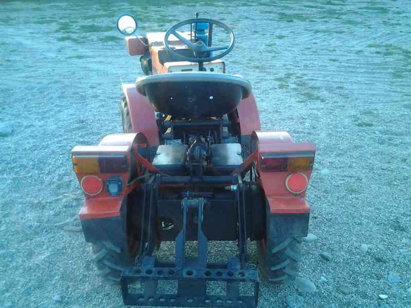 Dieselový kloubový traktor Tz-4k - foto 9