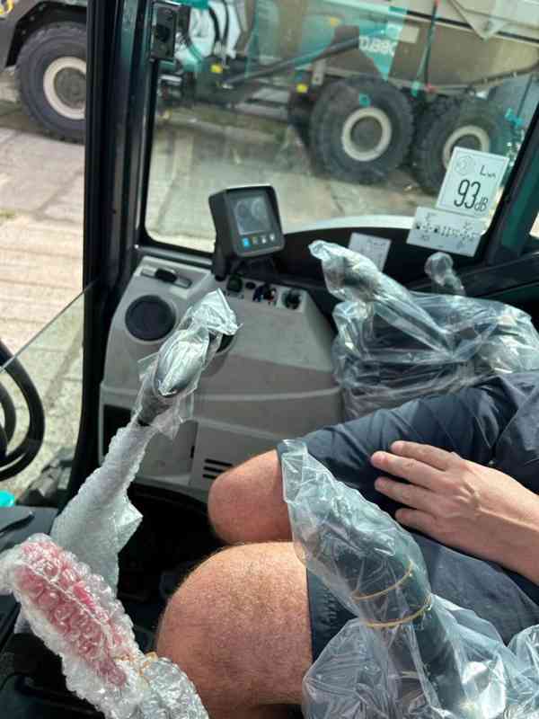 KOBELCO SK35SR-6E - foto 5