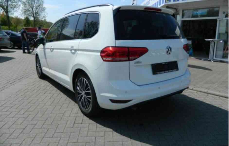 Volkswagen Touran Tdi DSG 110k - foto 5