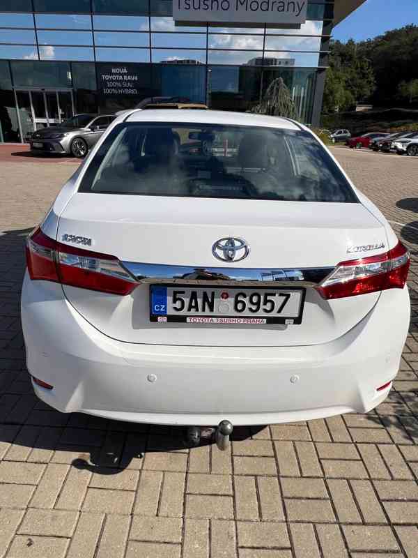 Toyota Corolla - foto 3