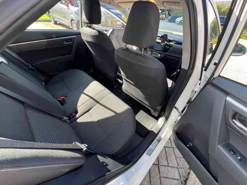 Toyota Corolla - foto 7
