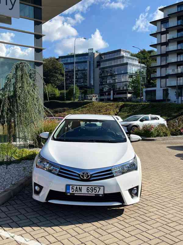 Toyota Corolla - foto 2