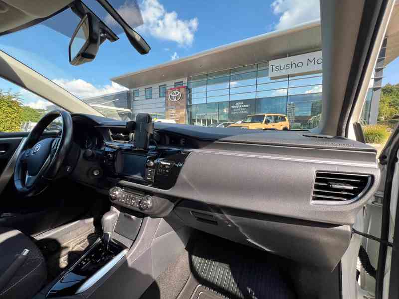 Toyota Corolla - foto 16