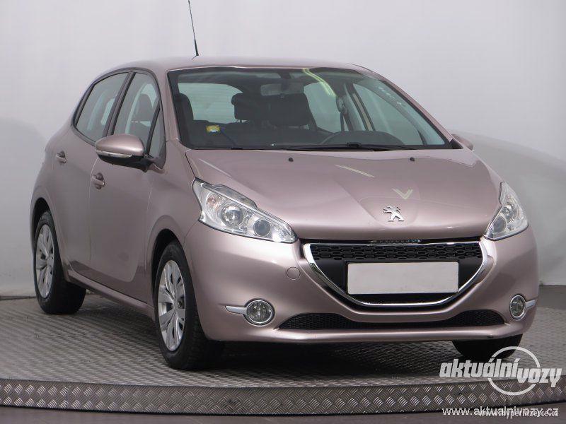 Peugeot 208 1.4, benzín,  2013 - foto 1