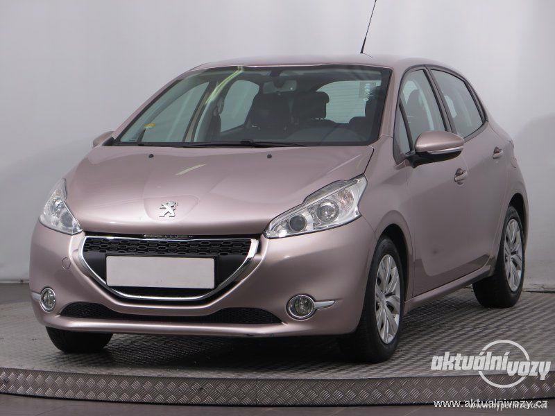 Peugeot 208 1.4, benzín,  2013 - foto 11