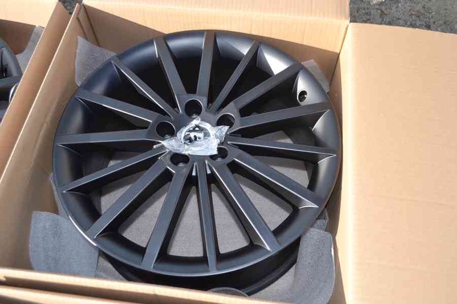 Škoda Octavia III – NOVÉ 18 Alu disky 7Jx18 ET51, black,  - foto 17