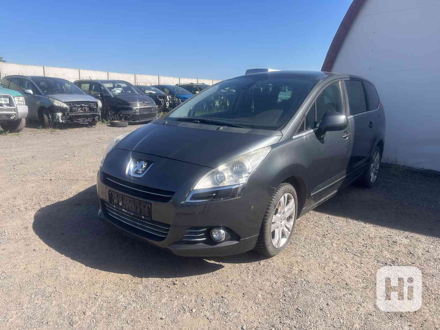Peugeot 5008 1,6 VTI 115KW 5FV r 2009 prodám díly - foto 1