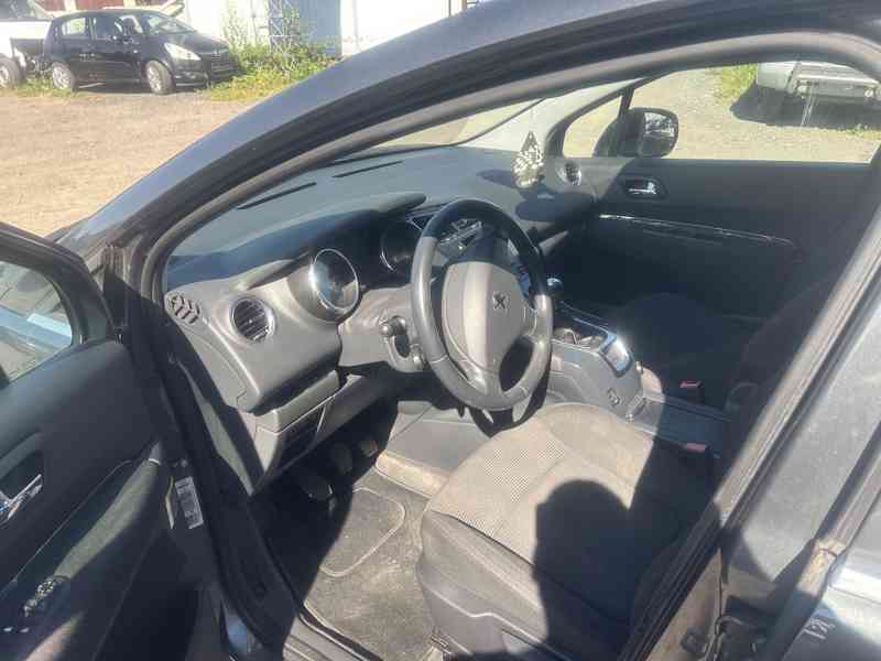 Peugeot 5008 1,6 VTI 115KW 5FV r 2009 prodám díly - foto 5