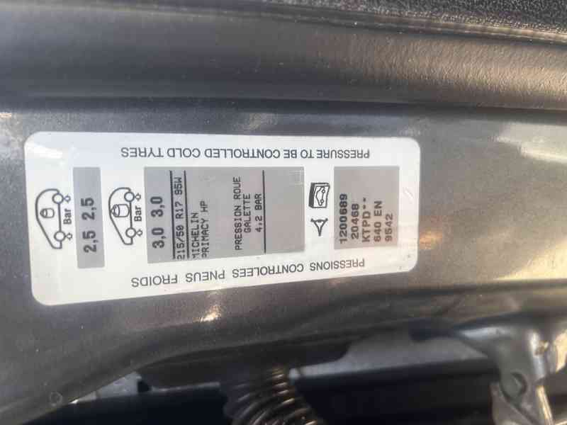 Peugeot 5008 1,6 VTI 115KW 5FV r 2009 prodám díly - foto 6