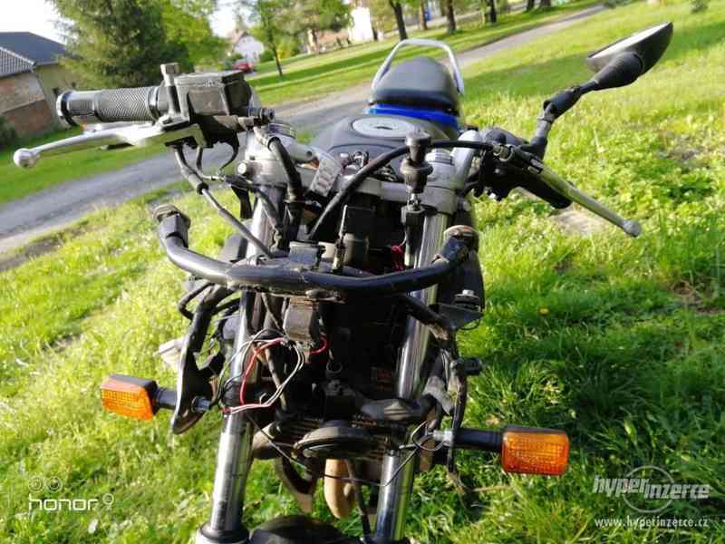 Honda CBR 125r 2004 po (nedokončené) opravě - foto 4