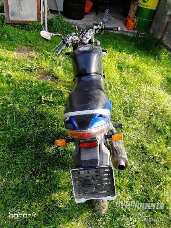 Honda CBR 125r 2004 po (nedokončené) opravě - foto 6