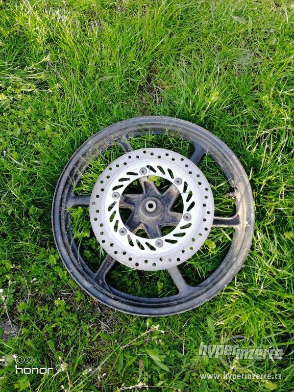 Honda CBR 125r 2004 po (nedokončené) opravě - foto 8