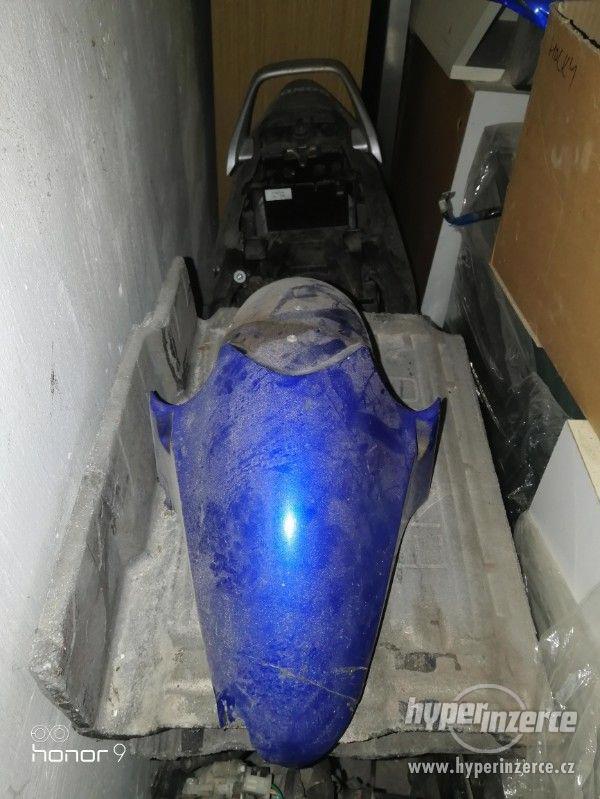 Honda CBR 125r 2004 po (nedokončené) opravě - foto 13