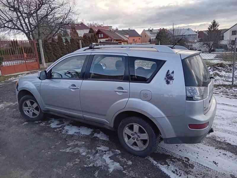 Mitsubishi Outlander 2,2 - foto 2