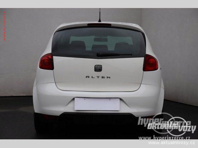 Seat Altea 1.6, nafta, RV 2011 - foto 4