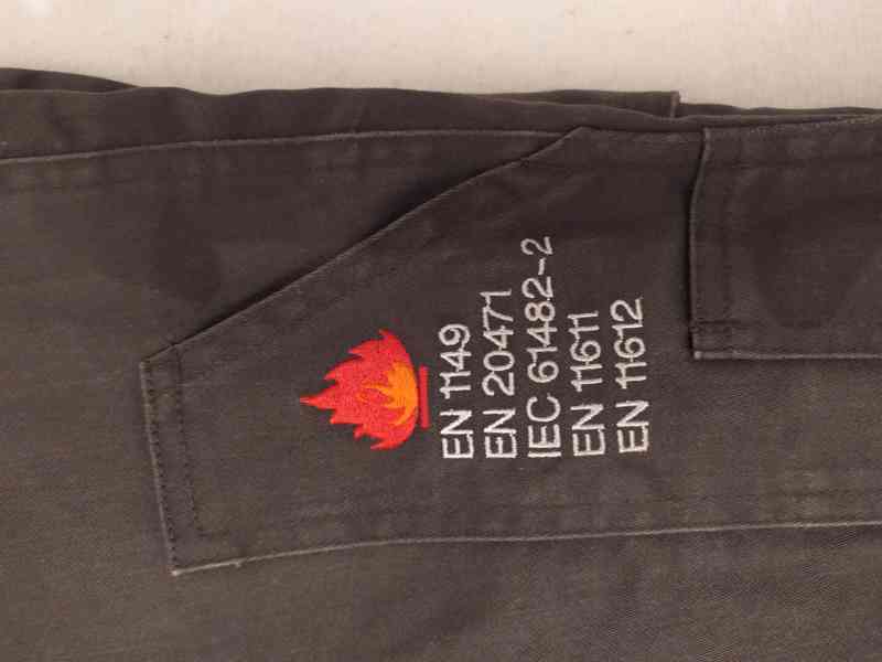 Prodám téměř nepoužívaný ohnivzdorný pracovní oblek WÜRTH  - foto 2