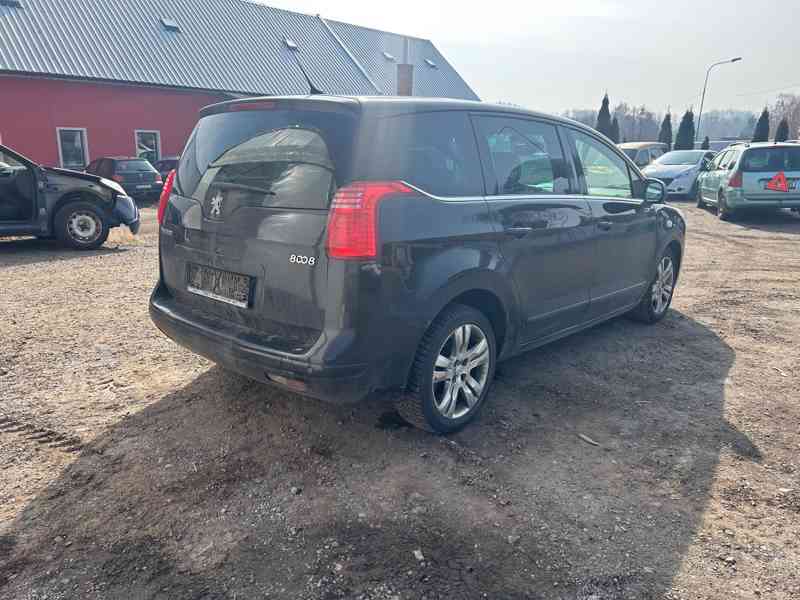 Peugeot 5008 2,0 HDI 110KW RHE r.2010 prodám díly - foto 3