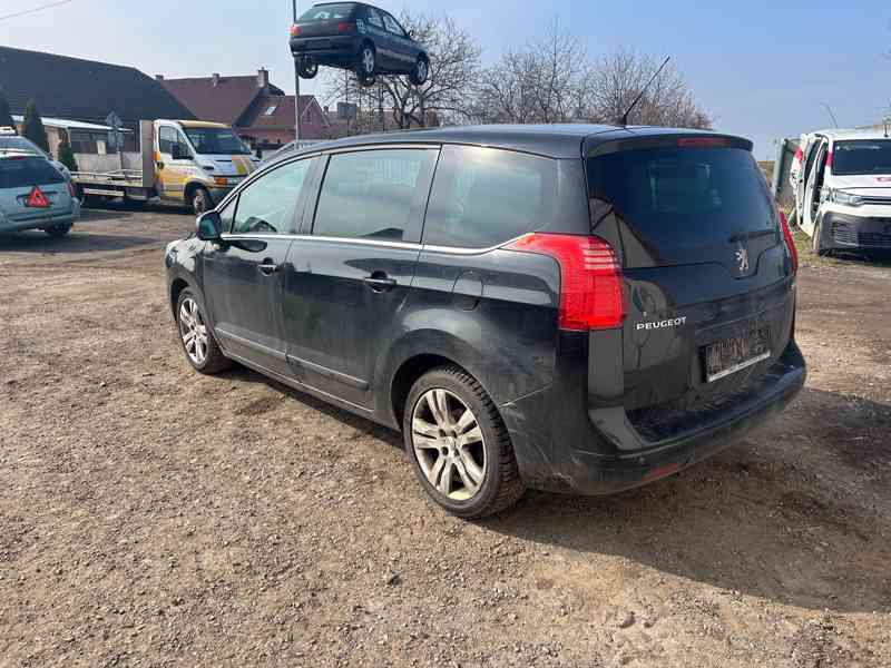 Peugeot 5008 2,0 HDI 110KW RHE r.2010 prodám díly - foto 4