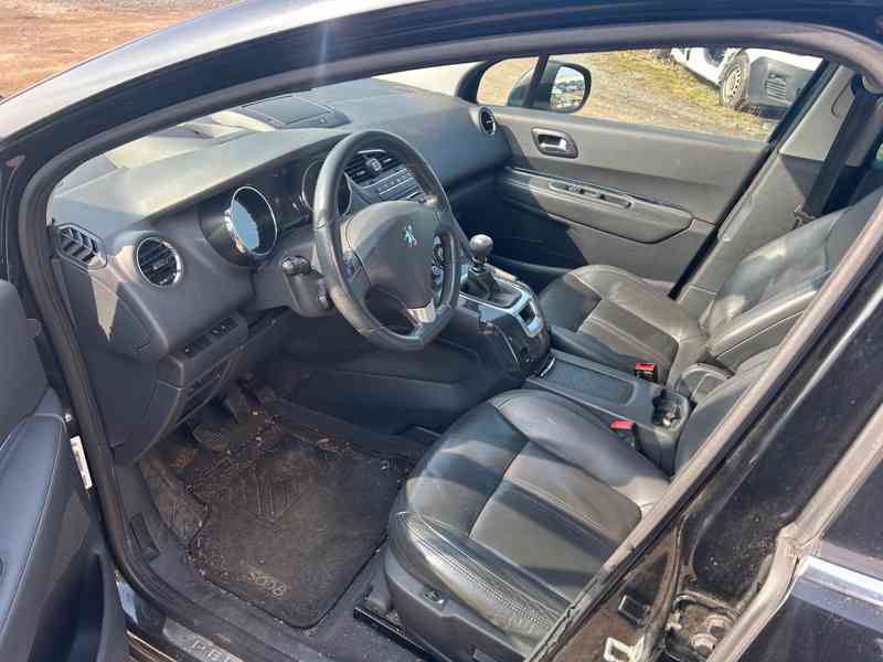 Peugeot 5008 2,0 HDI 110KW RHE r.2010 prodám díly - foto 5