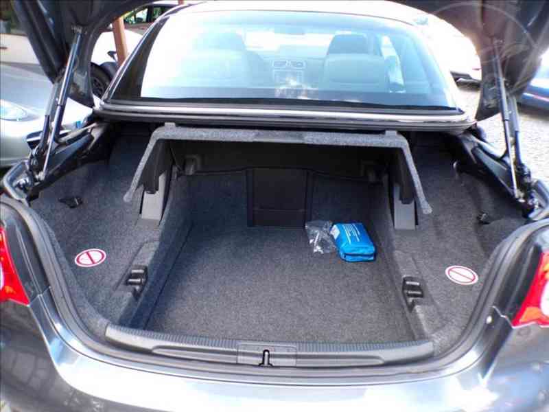 Volkswagen Eos 1,6 FSI DIGI.KLIMA - foto 16