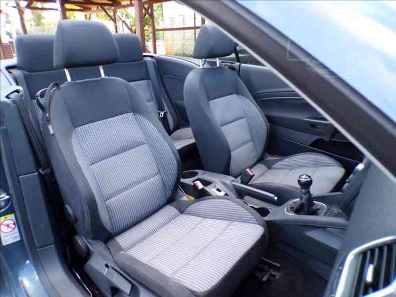 Volkswagen Eos 1,6 FSI DIGI.KLIMA - foto 13