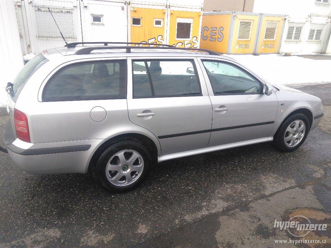 Škoda Octavia Combi 1.8T 20V automat - foto 1