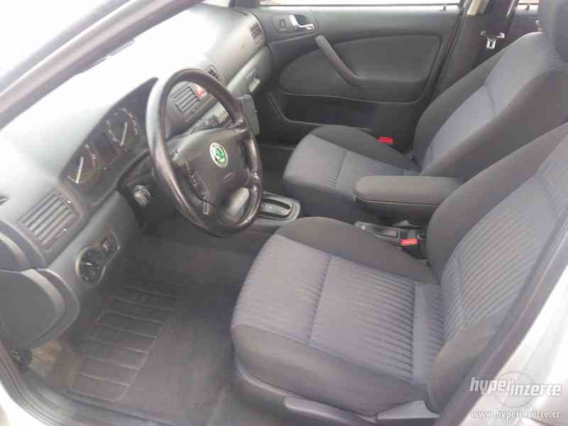 Škoda Octavia Combi 1.8T 20V automat - foto 9