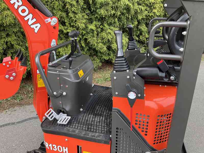 Bagr, minibagr Yanmar CR13OH - PROFI, roztahovací - foto 7