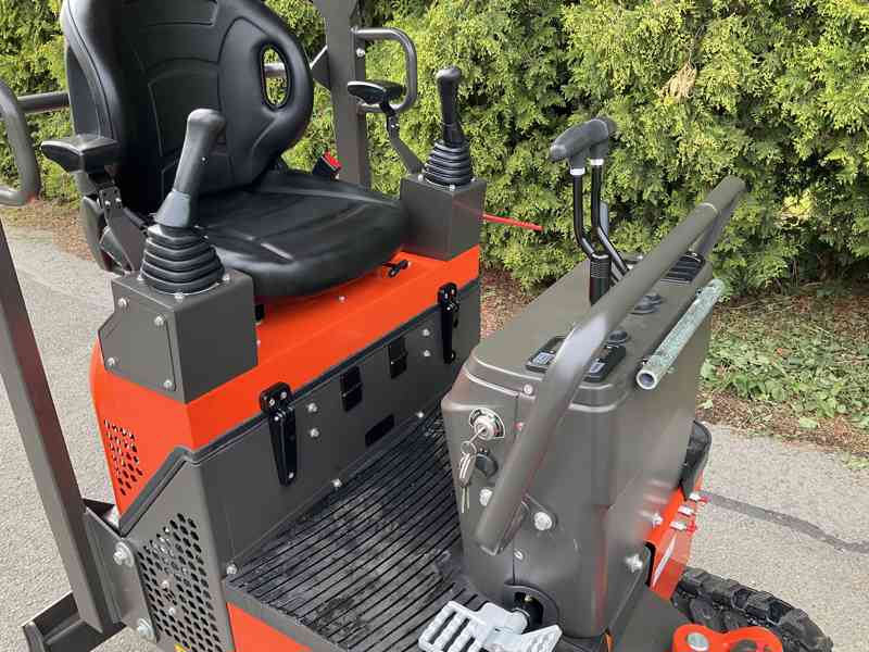 Bagr, minibagr Yanmar CR13OH - PROFI, roztahovací - foto 4