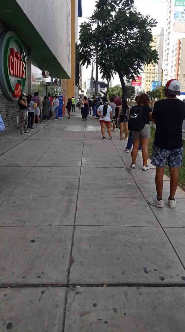 Připravená mi napsat na email a být šťastná ✊ - foto 3