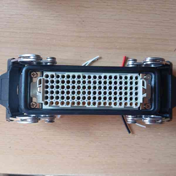 konektory Harting a ILME – 8 ks - foto 3