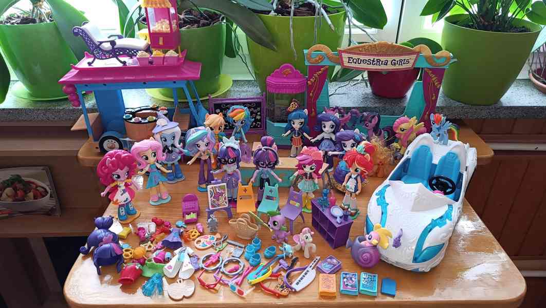 My Little Pony Hasbro Equestria girls panenky + příslušenstv - foto 2